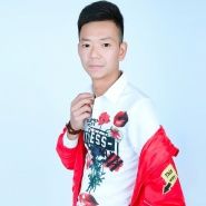 李國海,內地華語男歌手,安徽省太和縣人,代表作《用我一生去賭你》等!