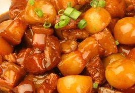 馬鈴薯牛奶燜豬肉 馬鈴薯牛奶燜豬肉