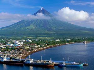 菲律賓呂宋島的皮納圖博火山