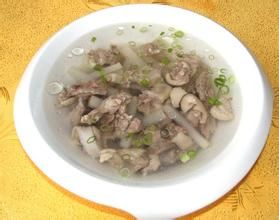 酸蘿蔔馬蹄燉鴨 酸蘿蔔馬蹄燉鴨