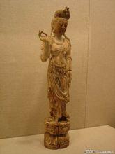 唐代木雕彩繪觀音立像