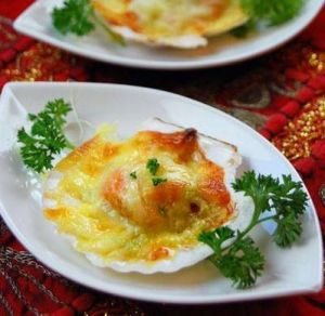 芝士蒜茸焗扇貝 芝士蒜茸焗扇貝