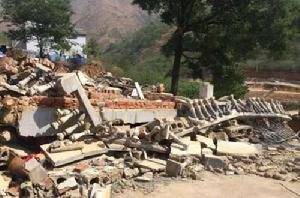 魯甸地震遺址 魯甸地震遺址