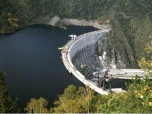 薩彥舒申斯克水電站 薩彥舒申斯克水電站