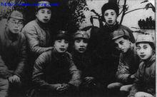 抗戰期間，陶勇(左5)在蘇中