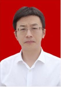 謝君毅[湖南省沅江市委副書記、市人民政府市長]