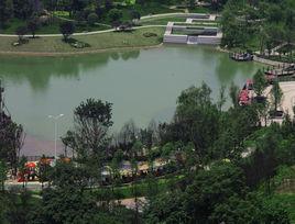 融僑公園 融僑公園