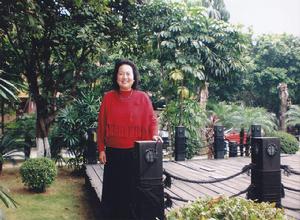 張曉媛[原上海梅山（集團）有限公司藝術團副團長]