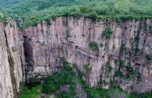 萬仙山絕壁長廊 萬仙山絕壁長廊