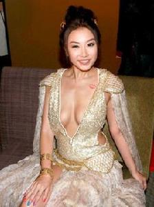 《3D肉蒲團》雷凱欣定妝照