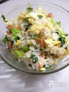 香腸青菜蛋炒飯 香腸青菜蛋炒飯