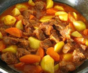 紅燒牛肉燉土豆