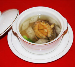 蟲草鮑魚盅 蟲草鮑魚盅