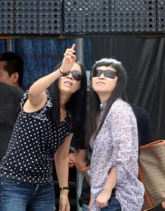 那英（左）和那辛