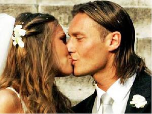 （圖）托蒂、布拉茜――先上車後補票