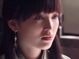 《神話》中的呂素