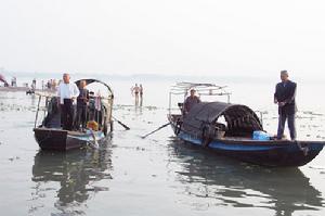 李玉泉稱獲獎照片並非當時的完整場景