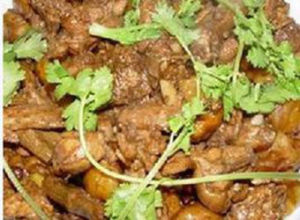 鍋仔黃燜雞 鍋仔黃燜雞