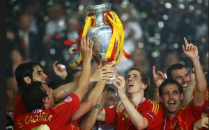 2008年歐洲杯西班牙奪冠。賽事期間上證指數跌幅為10.94%