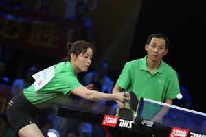 家庭組冠軍——汪洪國和王小萍(浙江)