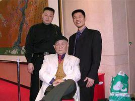 周光烈[湖南省沅陵縣地方志編纂委員會主任]