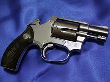 史密斯·韋森M36左輪手槍