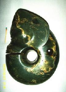 琮王府紅山玉豬龍