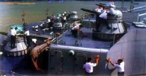 69式30mm雙管艦炮