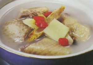 杞子黃芪煲乳鴿 杞子黃芪煲乳鴿