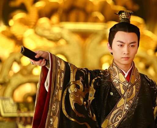 他因“巫蠱之禍”入獄,被兩名女囚餵養長大,終成一代賢君