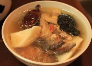 靈芝桂圓清雞湯 靈芝桂圓清雞湯