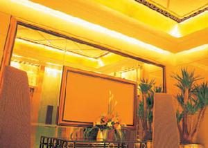 深圳丹楓白露酒店