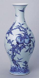 清雍正青花桃蝠紋橄欖瓶 清雍正青花桃蝠紋橄欖瓶