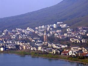 句容邊城度假村