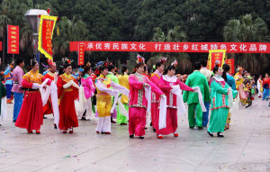 南路壯劇的演員