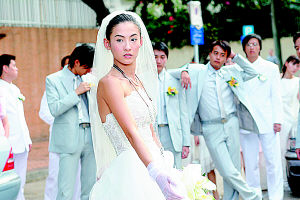 《天生購物狂》