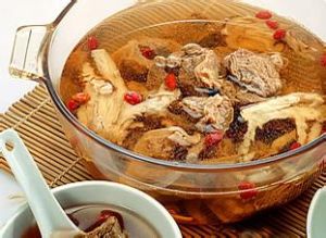 當歸枸杞羊肉湯 當歸枸杞羊肉湯