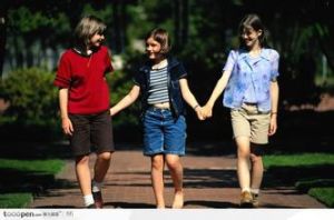 結伴出遊 結伴出遊