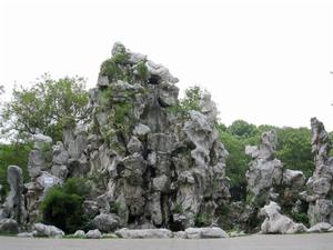 名石雲集，奇妙非凡