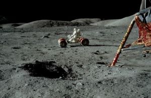 阿波羅17號送上月球的最後一輛月球車