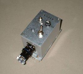 電壓調整器 電壓調整器