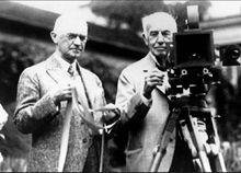 愛迪生與喬治·伊斯曼在攝影機旁