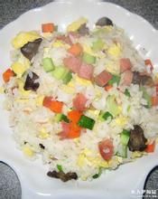 香菇蛋炒飯 香菇蛋炒飯