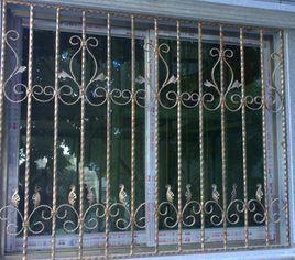 鐵藝護欄的生產流程 鐵藝護欄的生產流程