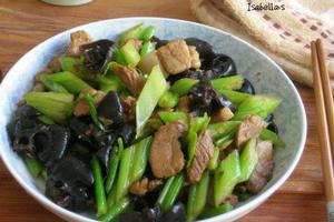 木耳芹菜炒肉 木耳芹菜炒肉