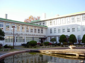 橫浜市立大學