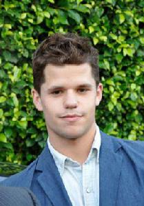 查理·卡維爾 查理·卡維爾