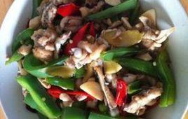 青椒洋蔥炒牛蛙 青椒洋蔥炒牛蛙