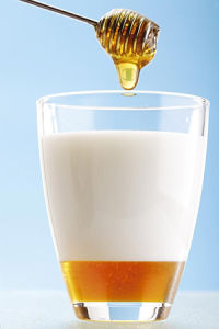 蜂蜜牛奶