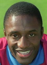 約翰&middot;法沙努